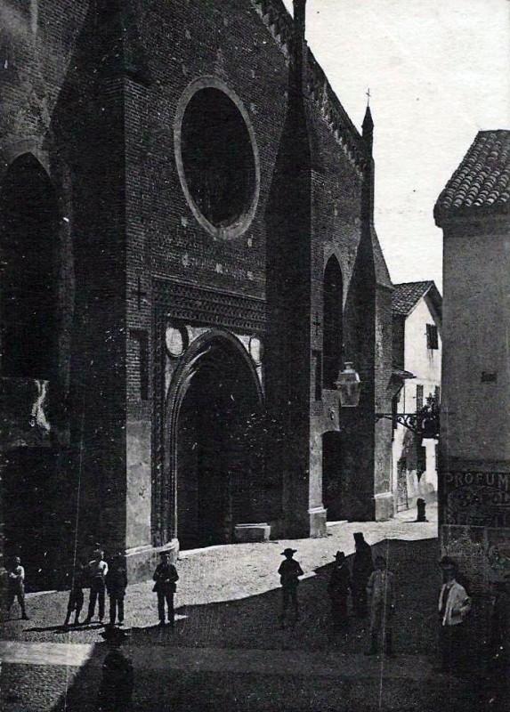Chiesa S Lorenzo 1900.jpg