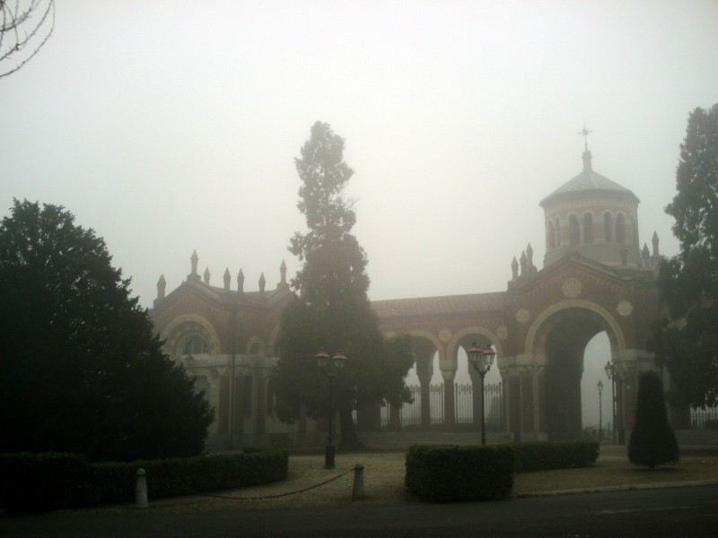 Cimitero di Mortara 2007.JPG