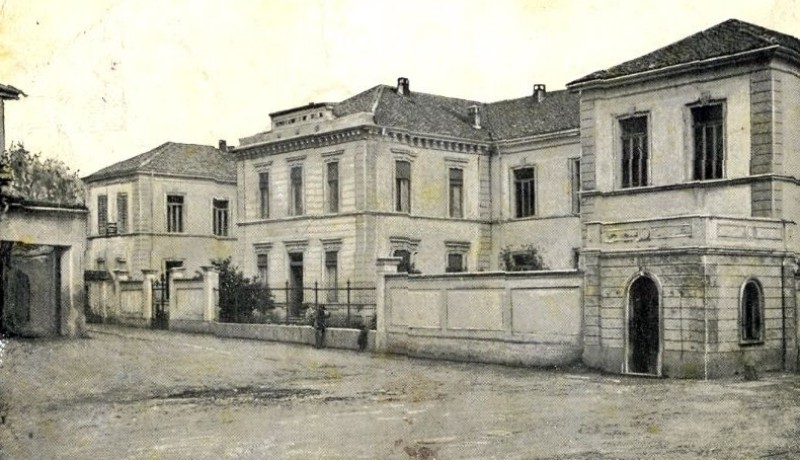 Corso Cavour 1903 Cortellona.jpg