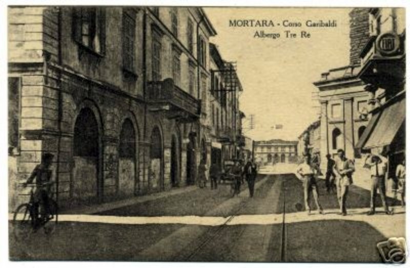 Corso Garibaldi 1932 Albergo Tre Rre.jpg