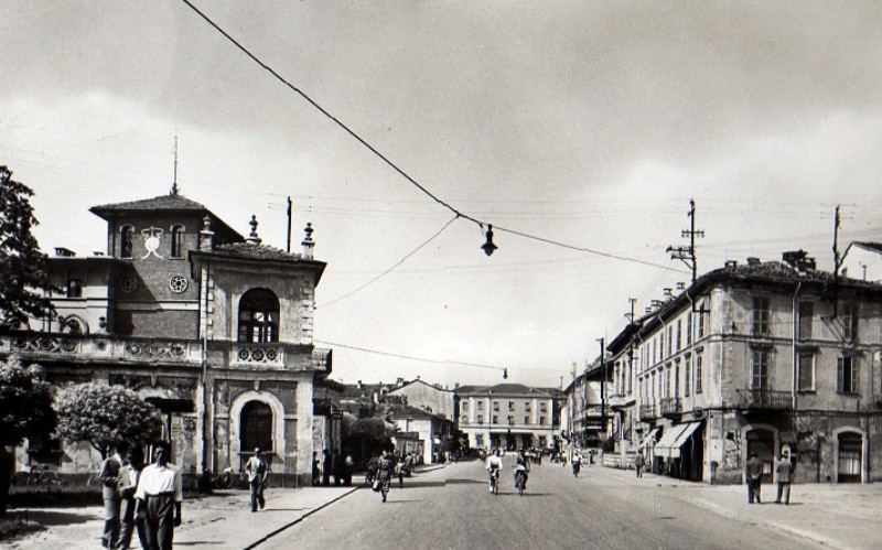 Corso Garibaldi 1948a.jpg