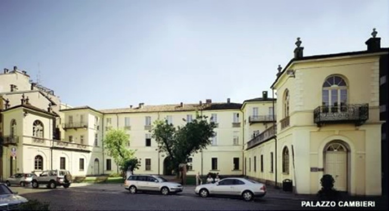 Palazzo Cambieri 2002.jpg