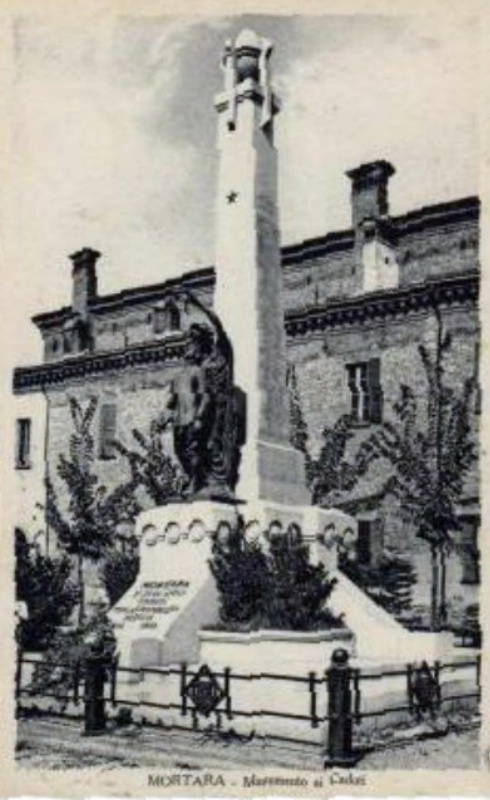 Piazza Carlo Alberto 1942.jpg
