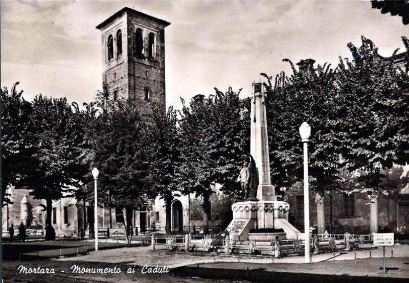 Piazza Carlo Alberto 1955.jpg