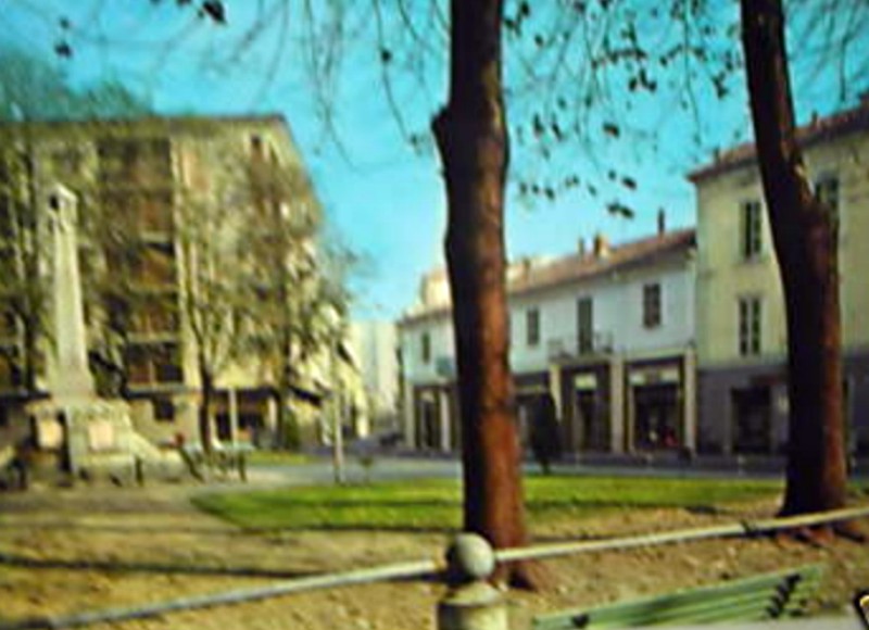 Piazza Carlo Alberto 1971.jpg
