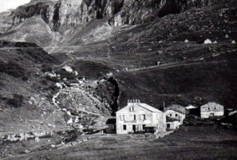 Rifugio Citt di Mortara - 1971.jpg