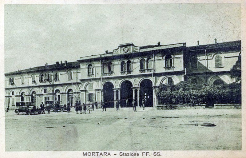 Stazione FFSS 1943a.jpg