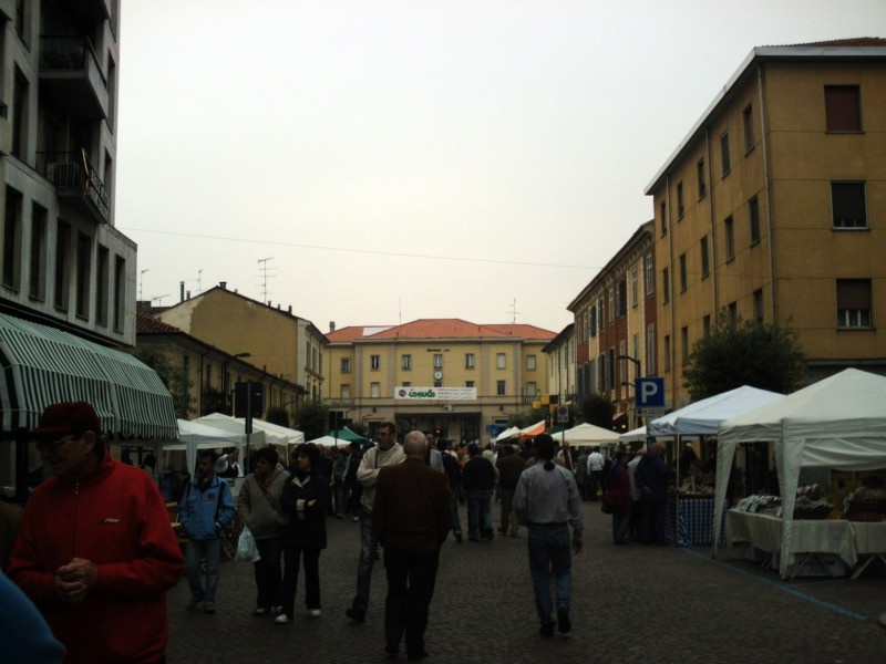 Stazione FFSS 2007a.JPG