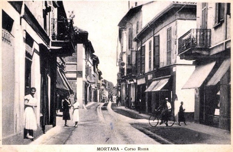 Via Roma 1934.jpg